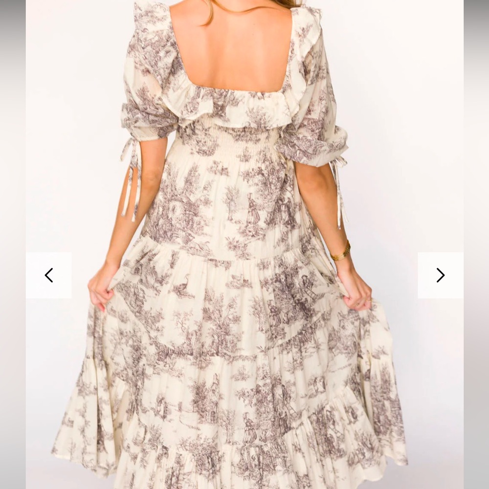 Shop worth collective Amali Dress in Ivory - 100% Cotton & Bump Friendly - Picture 3 of 6